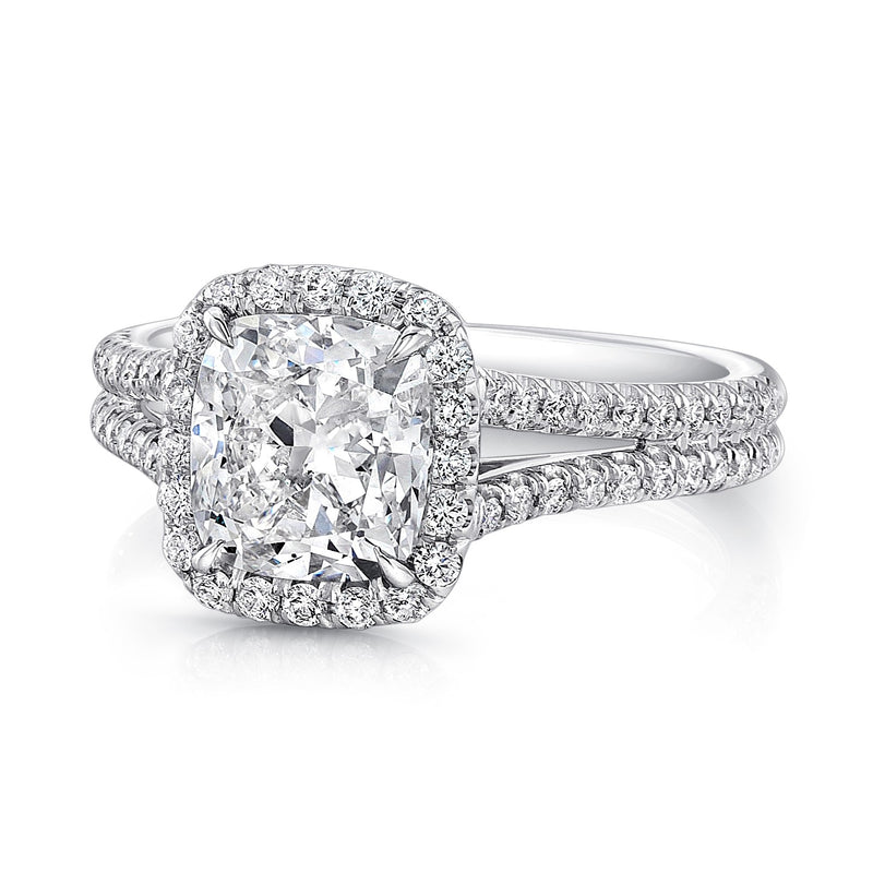 18K White Gold Diamond Engagement Ring