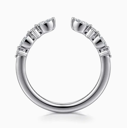 14K White Gold Alternating Diamond Open Wedding Band