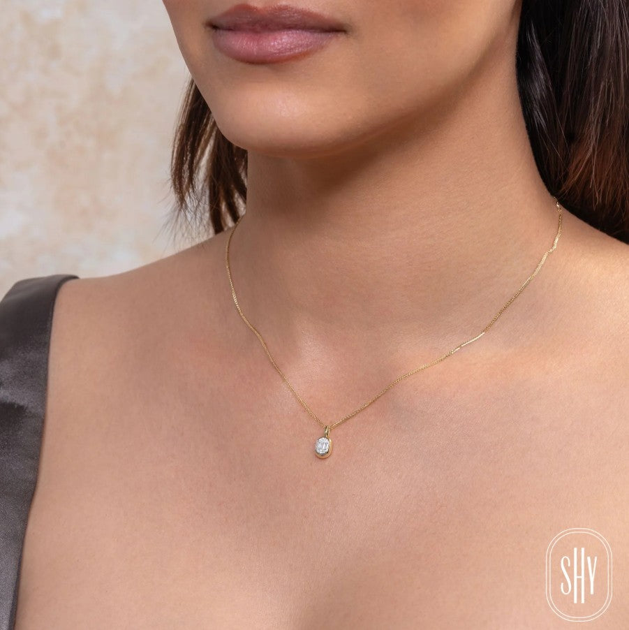 14K White Gold Diamond Bezel Pendant Necklace