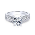 White 14 Karat Wide Band Traditional Diamond Ring Size 6.5