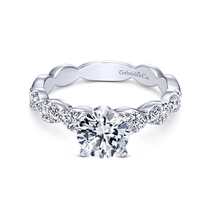 White 14 Karat Traditional Round Diamond Ring Size 6.5