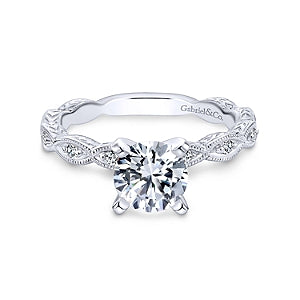 White 14 Karat Traditional Round Diamond Ring Size 6.5