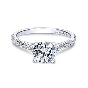 White 14 Karat Traditional Round Diamond Ring Size 6.5
