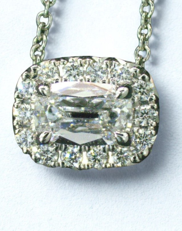 18K White Gold Halo Diamond Fashion Necklace