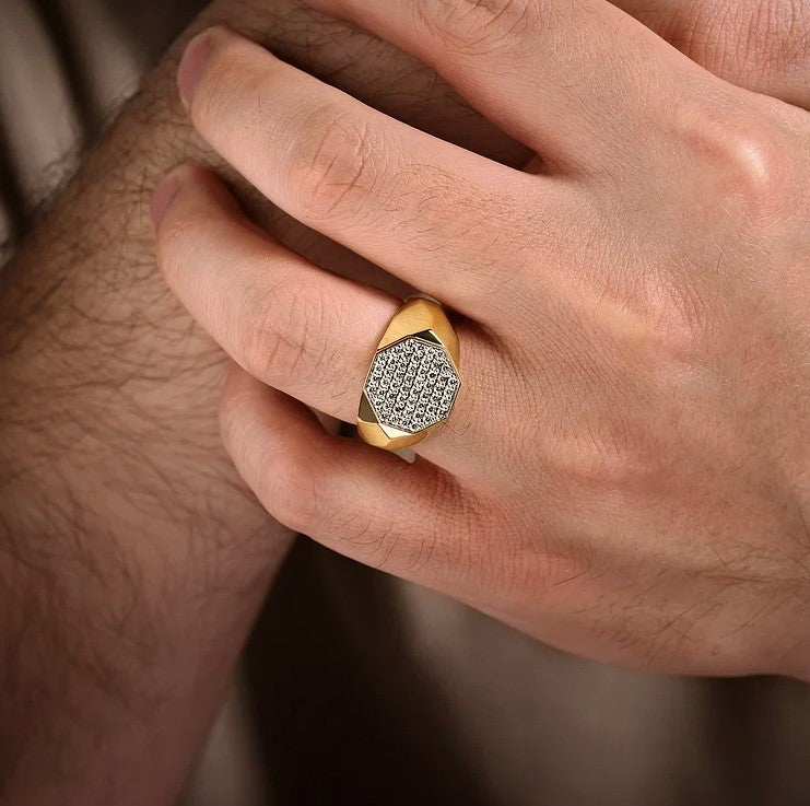 14K Yellow Gold Polished Faceted Signet Pave Diamond Ring