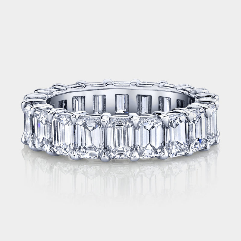 18K White Gold Emerald Cut Eternity Diamond Wedding Band