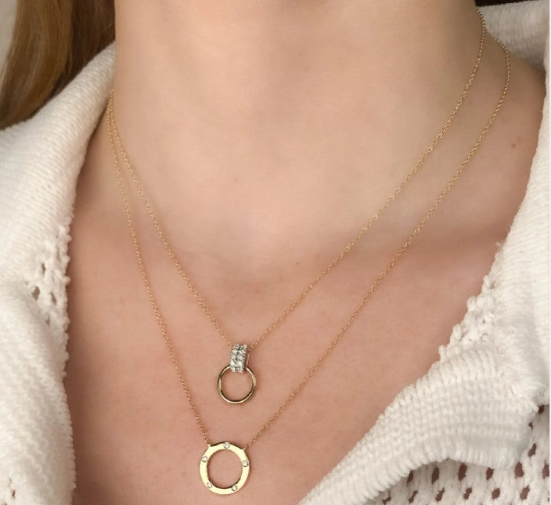 14K White Gold Diamond Circle Necklace