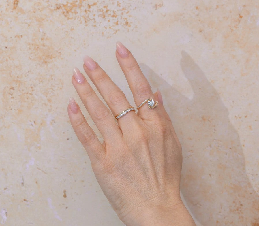 14K Yellow Gold Pave Diamond Curved Fashion Ring