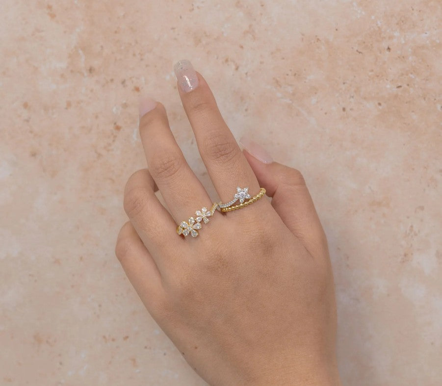 14K Yellow Gold Diamond Flower Ring