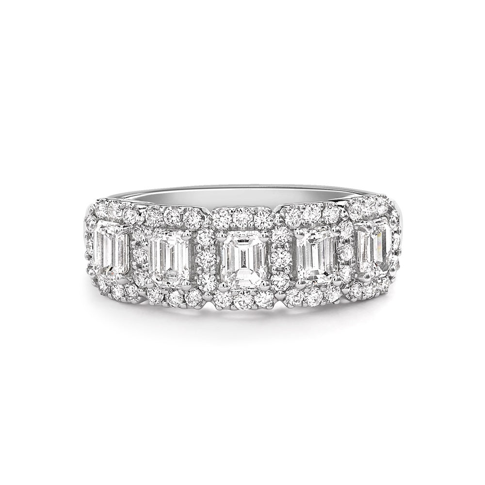 14K White Gold Diamond Wedding Band
