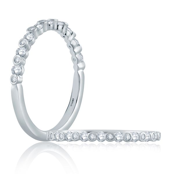 14K White Gold Alternating Bezel Diamond Wedding Band
